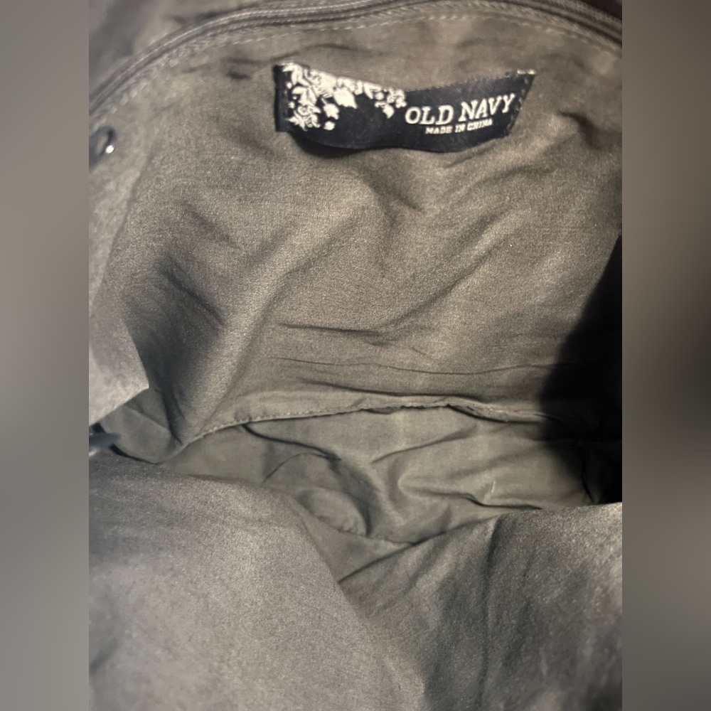 Old Navy Quilted Soft Velvety Gray Purse Zippered 16” x 12” NWOT - Picture 9 of 11